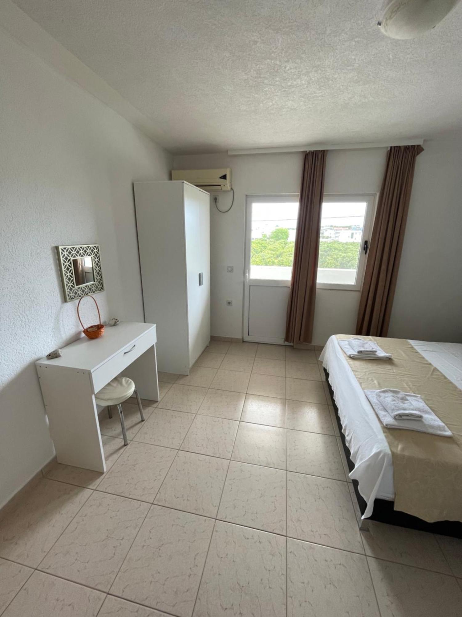 Lux Sereno Village Ulcinj Kamer foto